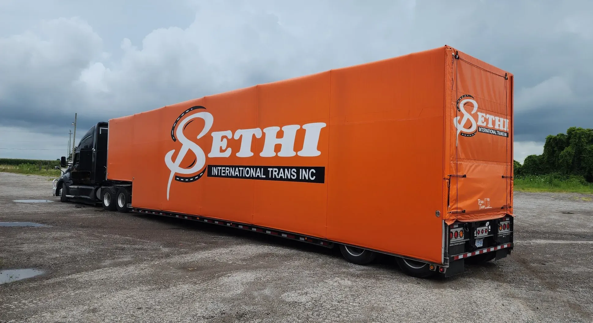 Double Drop Deck tarp system by Titan Tarp Systems